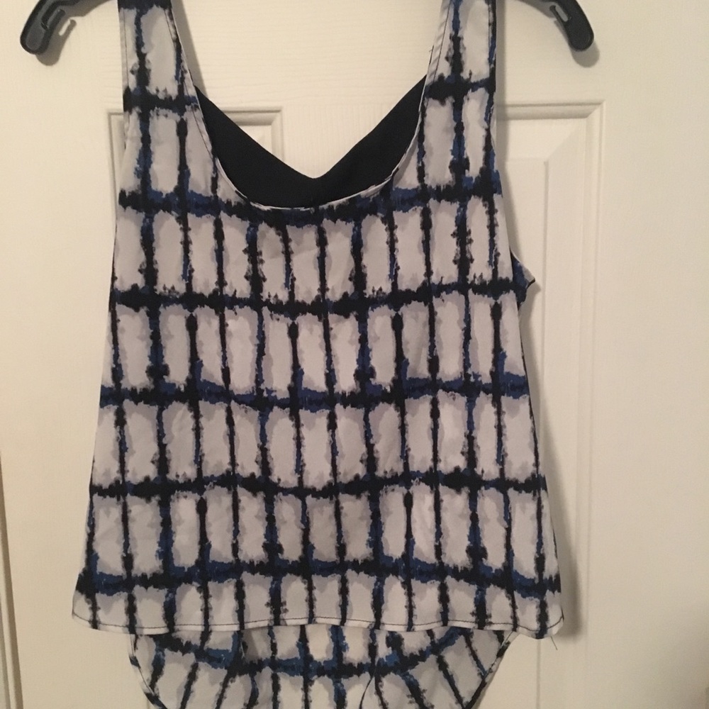 Cropped too with black X back